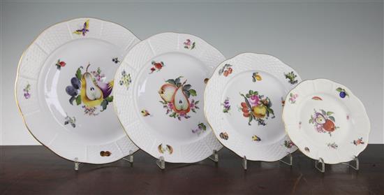A Herend fruit and flowers ninety three piece part dinner service, second half 20th century, dinner plates 25.5cm, some repairs